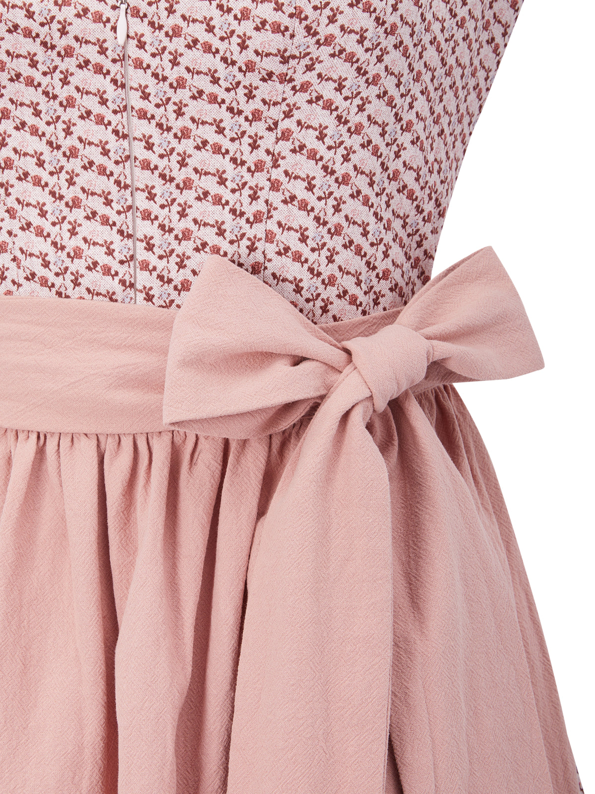 Floralem Muster Dirndl in Rosa mit Herz-Ausschnitt